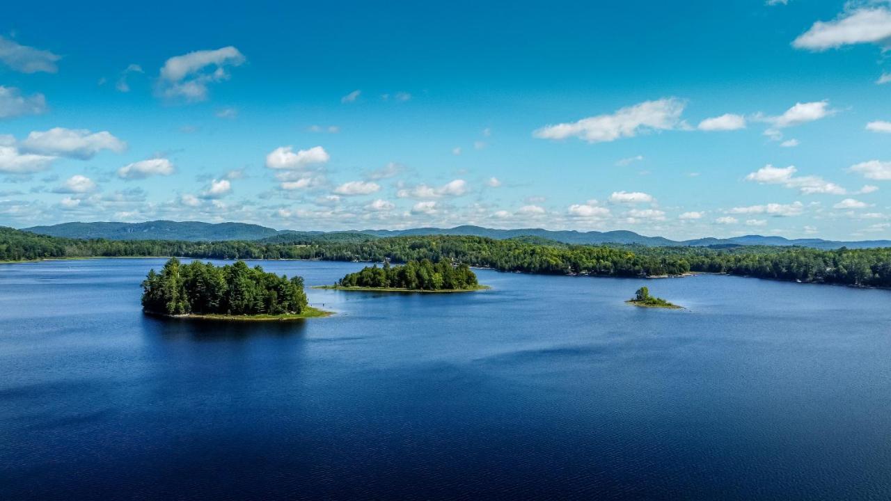 Yourtes Glamping Du Poisson Blanc Notre-Dame-du-Laus Exteriör bild